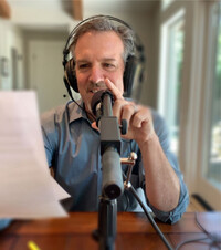  Dan Peters, Ph.D., is a psychologist and the host of the podcast "Make it a Great One with Dr. Dan." Photo courtesy of Dr. Dan. 