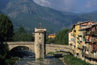  The 11th-century bridge in the French village of Sospel boasts a watchtower in the middle of the span. Photo courtesy of Patricia Woeber. 
