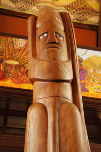 All of the artwork at the Aulani resort on the island of Oahu reflects Hawaiian culture. Photo courtesy of www.hansentravel.org.