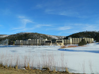 The Inn of the Mountain Gods just outside of Ruidoso, New Mexico, on the Mescalero Indian Reservation offers a casino, golfing and fine dining. Photo courtesy of Steve Bergsman.