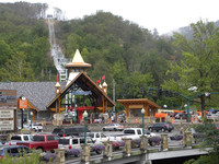  Even traffic snarls don't discourage visitors from coming to Gatlinburg, Tennessee. Photo courtesy of Bill Neely. 