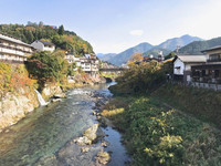  The Yoshida River flows through Gujo Hachiman, Gifu Prefecture, Shoryudo region, Japan. Photo courtesy of David Latt. 