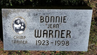 The Circus Cemetery in Hugo, Oklahoma, celebrates the lives of former circus performers. Photo courtesy of Bill Neely.