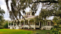  The home of 19th-century actor Joseph Jefferson near Avery Island, Louisiana, is open to visitors. Photo courtesy of Jim Farber. 