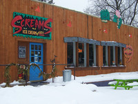  Everyone screams for ice cream in Hell, Michigan. Photo courtesy of Victor Block. 
