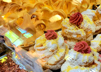  A pastry from Linn's Restaurant is the perfect way to start a day in Cambria, California. Photo courtesy of Jim Farber. 