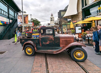  A 2002 expansion at the Original Farmers Market added The Grove, a Main Street-style open-air shopping mall. Photo courtesy of Athena Lucero. 
