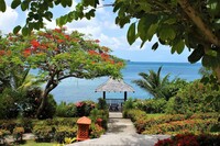  Cradled between gentle waves and lush hills, Calabash Cove in St. Lucia invites deep relaxation through ocean-infused therapies. Photo courtesy of Calabash Cove Resort. 
