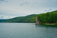  The 60-foot-tall Kingfisher Tower on Otsego Lake in Cooperstown, New York, was added by a wealthy resident who wanted to beautify the lake. Photo courtesy of The Otesaga Resort Hotel. 