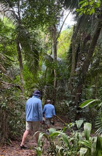  Terry Garbutt offers a jungle education in the rainforest near Monkey River Village, Belize. Photo courtesy of Lesley Frederikson. 