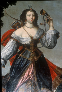  Diane de Poitiers, mistress of Henri II who owned the Chateau de Chenonceau, is shown in her favorite pose as a huntress. Photo courtesy of Patricia Woeber. 