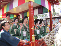  A geisha flute corps performs at a festival in the Asakusa neighborhood of Tokyo. Photo courtesy of Barbara Selwitz. 