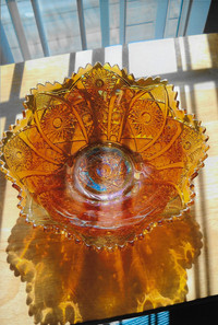  Carnival glass was made in the early 1900s. 