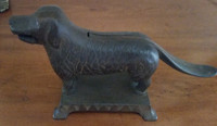  Cast-iron nutcrackers were popular in the late 1800s. 