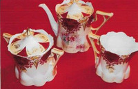  Erdmann Schlegelmilch Porcelain Factory was founded in Germany in 1861. 