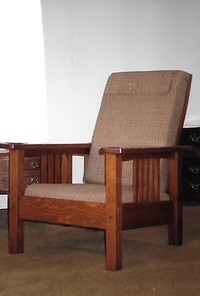  Morris chair design is attributed to William Morris. 