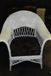  The Karpen brothers founded their furniture factory in 1880. 