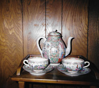  Chinese exported Famille Rose porcelain. 