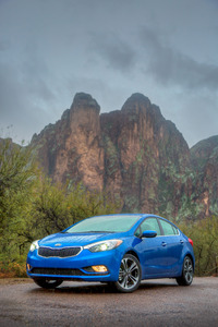  The redesigned 2014 Kia Forte has about the lowest starting price in the segment, but it can be equipped with a range of luxury-class extras. 