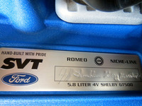  A small plate identifies the engine builders. 