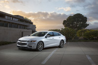  The new Malibu has contemporary and artful styling inside and out. 