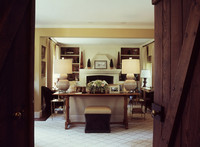 . Loveseat beautifully goes where no sofa would fit to define the seating area in a living room. Photo: Trel Brock. 