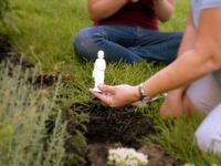  Help sell your house the green way with the EcoJoe Home Selling Kit, which features a biodegradable St. Joseph figurine. Photo courtesy of EcoJoe. 