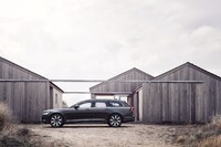  View the Volvo V90 Cross Country this week. 